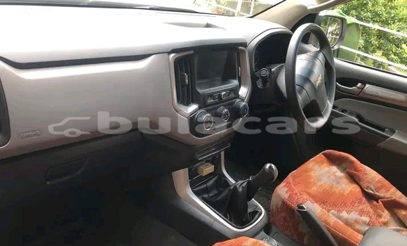 Acheter Occasion Voiture Chevrolet Colorado Blanc à Labasa, Northern Acheter Occasion Voiture Chevrolet Colorado Blanc à Labasa, Northern