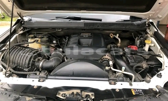 Acheter Occasion Voiture Chevrolet Colorado Blanc à Labasa, Northern Acheter Occasion Voiture Chevrolet Colorado Blanc à Labasa, Northern