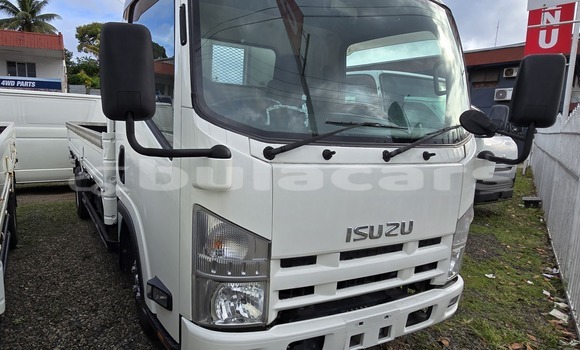Buy Used Isuzu FTR 850 White Truck in Suva in Central Buy Used Isuzu FTR 850 White Truck in Suva in Central
