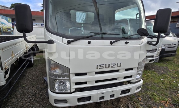 Buy Used Isuzu FTR 850 White Truck in Suva in Central Buy Used Isuzu FTR 850 White Truck in Suva in Central