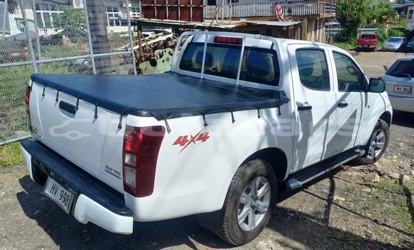 Acheter Occasion Voiture Isuzu D–MAX Blanc à Nasinu, Central Acheter Occasion Voiture Isuzu D–MAX Blanc à Nasinu, Central