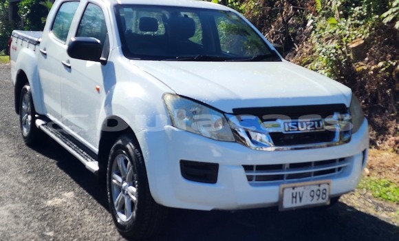 Acheter Occasion Voiture Isuzu D–MAX Blanc à Nasinu, Central Acheter Occasion Voiture Isuzu D–MAX Blanc à Nasinu, Central