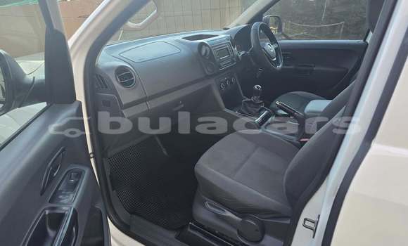Buy Used Volkswagen Amarok White Car in Suva in Central Buy Used Volkswagen Amarok White Car in Suva in Central