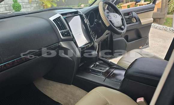 Buy Used Toyota Land Cruiser Prado Other Car in Suva in Central Buy Used Toyota Land Cruiser Prado Other Car in Suva in Central