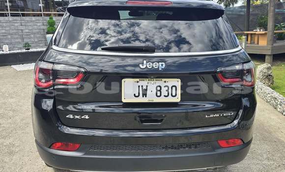 Acheter Occasion Voiture Jeep Compass Noir à Suva, Central Acheter Occasion Voiture Jeep Compass Noir à Suva, Central