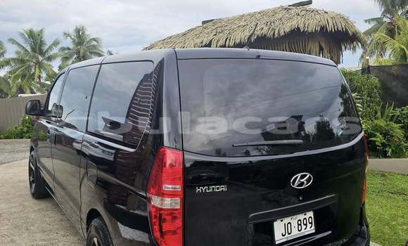 Acheter Occasion Voiture Hyundai H1 Noir à Suva, Central Acheter Occasion Voiture Hyundai H1 Noir à Suva, Central