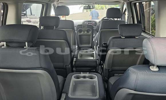 Acheter Occasion Voiture Hyundai H1 Noir à Suva, Central Acheter Occasion Voiture Hyundai H1 Noir à Suva, Central