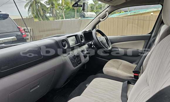 Acheter Occasion Voiture Nissan Urvan Noir à Suva, Central Acheter Occasion Voiture Nissan Urvan Noir à Suva, Central