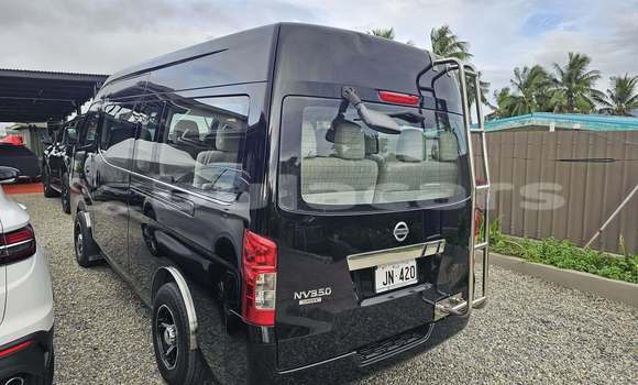 Acheter Occasion Voiture Nissan Urvan Noir à Suva, Central Acheter Occasion Voiture Nissan Urvan Noir à Suva, Central