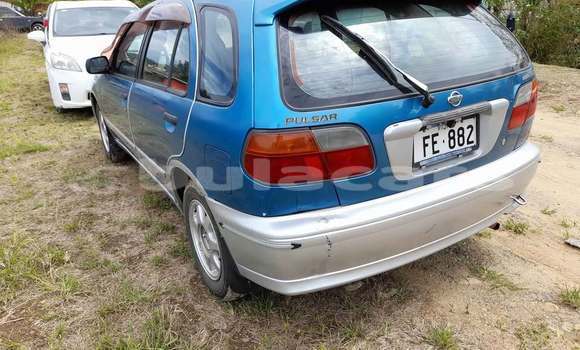 Acheter Occasion Voiture Nissan Pulsar Bleu à Suva, Central Acheter Occasion Voiture Nissan Pulsar Bleu à Suva, Central