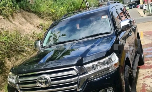 Buy Used Toyota Land Cruiser Black Car in Korovou in Central Buy Used Toyota Land Cruiser Black Car in Korovou in Central