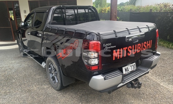 Buy Used Mitsubishi L200 Black Car in Pacific Harbour in Central Buy Used Mitsubishi L200 Black Car in Pacific Harbour in Central