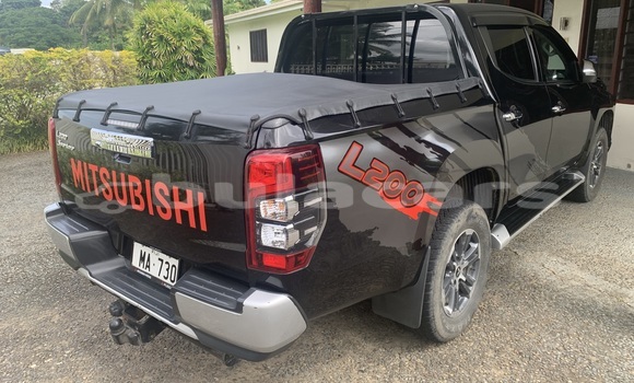 Buy Used Mitsubishi L200 Black Car in Pacific Harbour in Central Buy Used Mitsubishi L200 Black Car in Pacific Harbour in Central