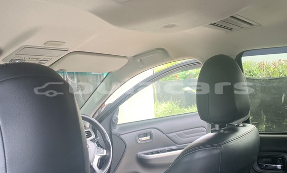 Buy Used Mitsubishi L200 Black Car in Pacific Harbour in Central Buy Used Mitsubishi L200 Black Car in Pacific Harbour in Central