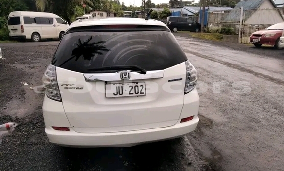 Acheter Occasion Voiture Honda Fit Blanc à Korovou, Central Acheter Occasion Voiture Honda Fit Blanc à Korovou, Central