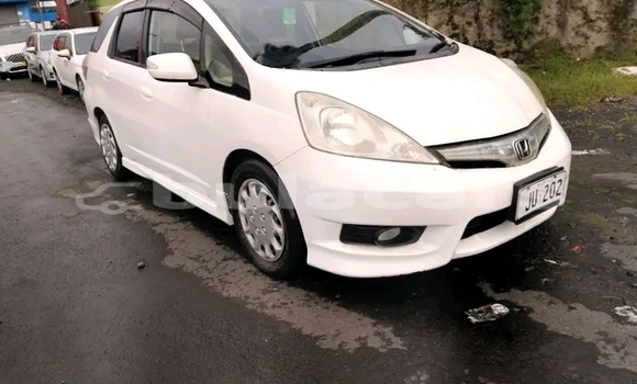 Acheter Occasion Voiture Honda Fit Blanc à Korovou, Central Acheter Occasion Voiture Honda Fit Blanc à Korovou, Central