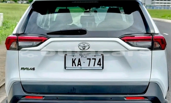 Acheter Occasion Voiture Toyota RAV4 Blanc à Labasa, Northern Acheter Occasion Voiture Toyota RAV4 Blanc à Labasa, Northern