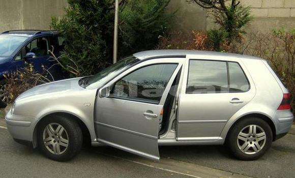 Buy Used Volkswagen Golf Grey Car in Lami in Central