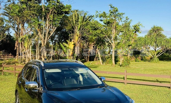 Acheter Occasion Voiture Nissan X–Trail Noir à Pacific Harbour, Central Acheter Occasion Voiture Nissan X–Trail Noir à Pacific Harbour, Central