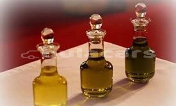 Medium with watermark sandawana oil for business