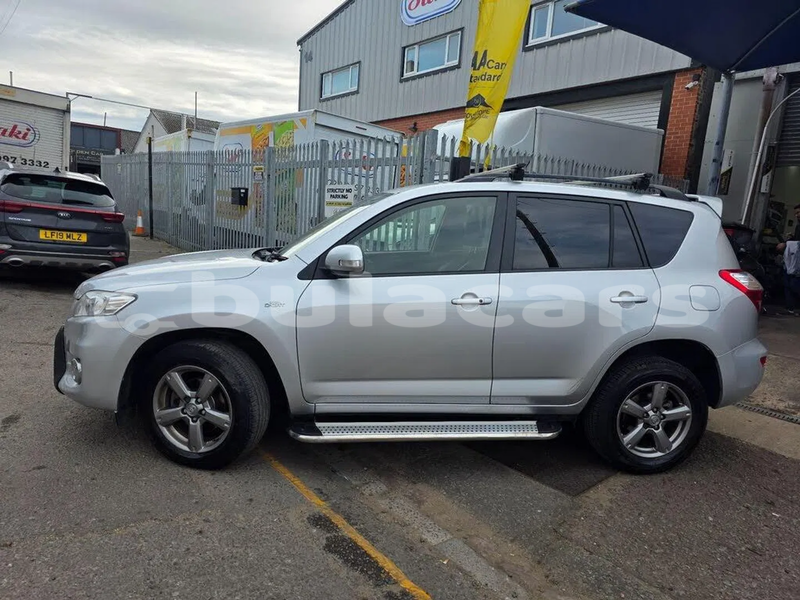Big with watermark toyota rav4 central suva 10296