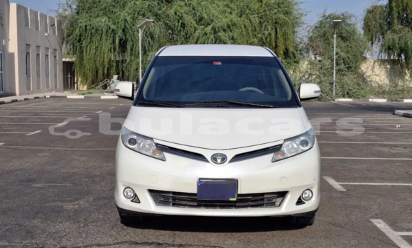 Buy Used Toyota Previa White Car in Suva in Central Buy Used Toyota Previa White Car in Suva in Central
