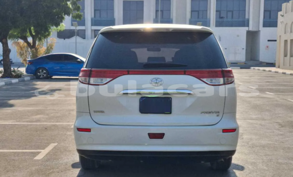 Buy Used Toyota Previa White Car in Suva in Central Buy Used Toyota Previa White Car in Suva in Central