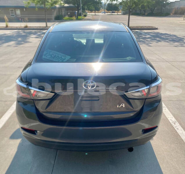 Big with watermark toyota yaris western nadi 10320