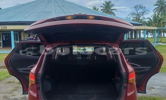 Buy Used Hyundai Santa Fe Red Car in Suva in Central Buy Used Hyundai Santa Fe Red Car in Suva in Central