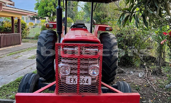 Buy Used Ford E 150 Cargo Van Red Truck in Sigatoka in Western