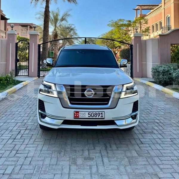 Big with watermark nissan patrol central import dubai 10352