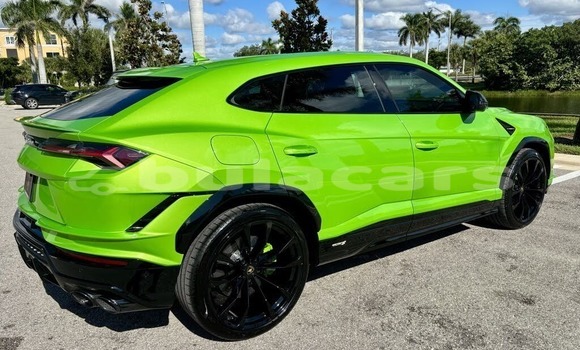 Buy Used Lamborghini Urus Green Car in Barotu in Western Buy Used Lamborghini Urus Green Car in Barotu in Western