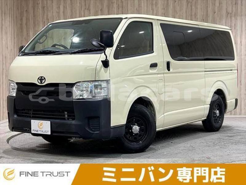 Big with watermark toyota hiace central suva 10370