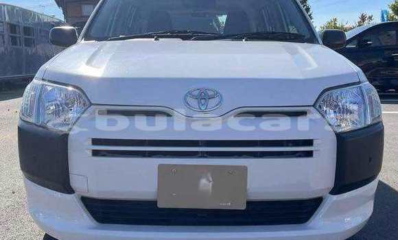 Acheter Occasion Voiture Toyota Probox Blanc à Suva, Central