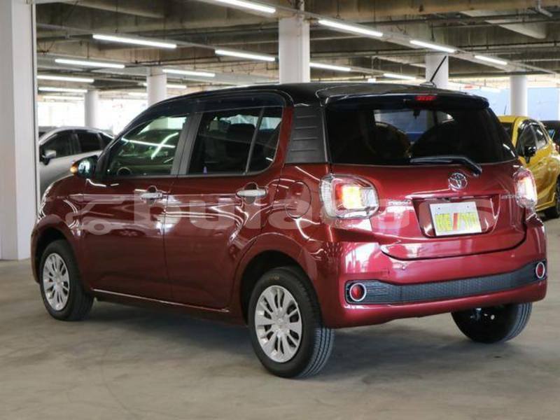 Big with watermark toyota passo central suva 10377