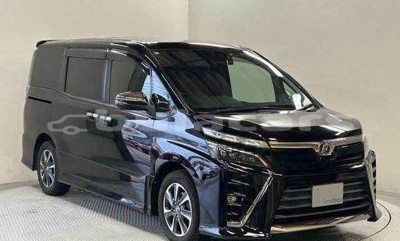 Acheter Occasion Voiture Toyota Voxy Noir à Suva, Central