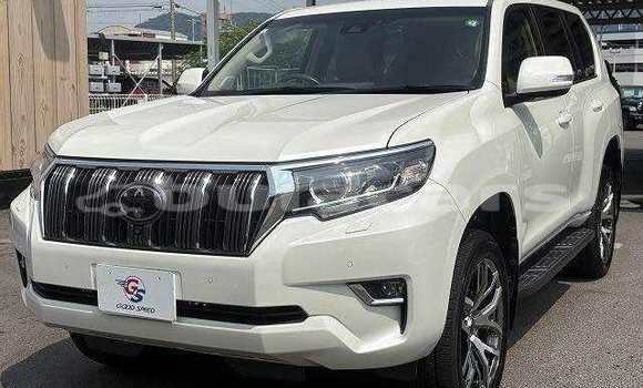 Acheter Occasion Voiture Toyota Prado Blanc à Suva, Central