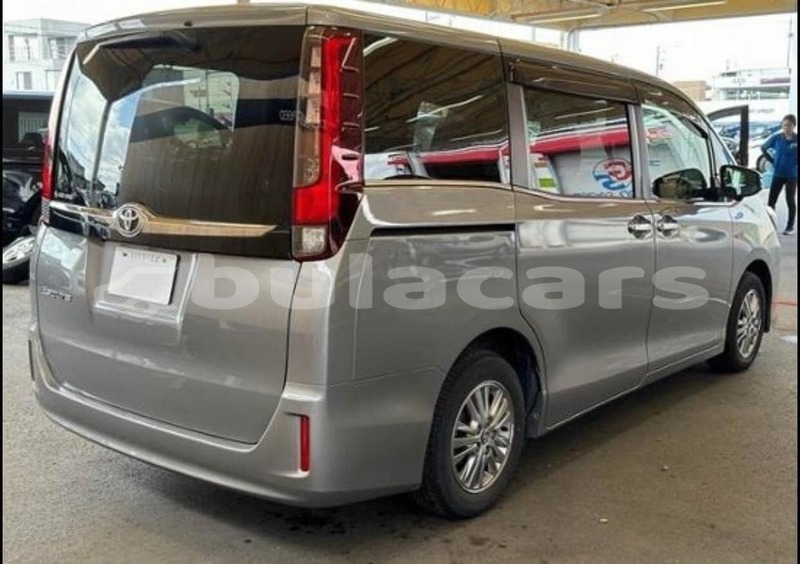 Big with watermark toyota esquire central suva 10399