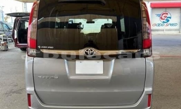 Buy Used Toyota Esquire Grey Car in Suva in Central Buy Used Toyota Esquire Grey Car in Suva in Central