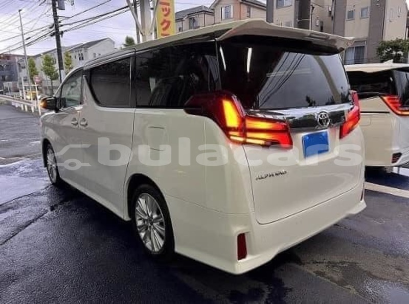 Big with watermark toyota voxy central suva 10400