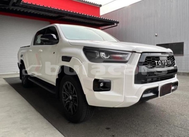 Big with watermark toyota hilux central suva 10404