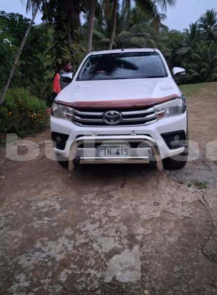 Big with watermark toyota hilux western nadi 10420
