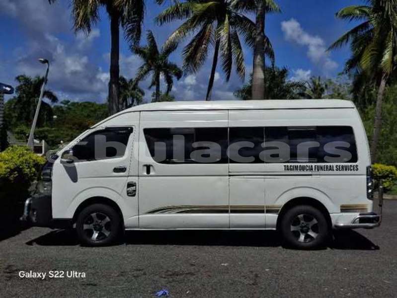 Big with watermark toyota hilux western ba 10423