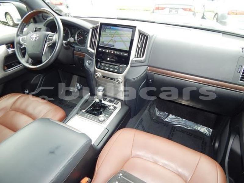 Big with watermark toyota land cruiser western komave 10442