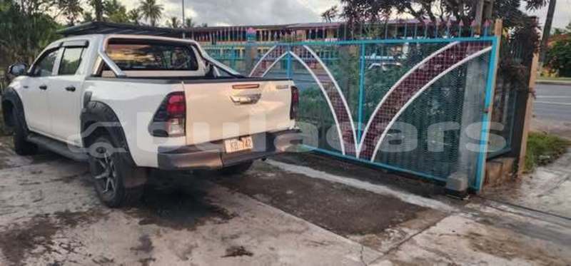 Big with watermark toyota hilux central suva 10740