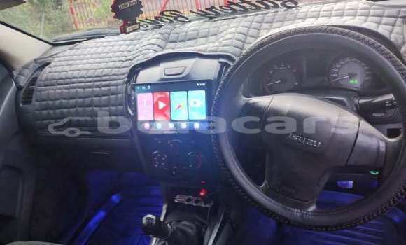 Buy Used Isuzu D–MAX Black Car in Vabea in Eastern Buy Used Isuzu D–MAX Black Car in Vabea in Eastern