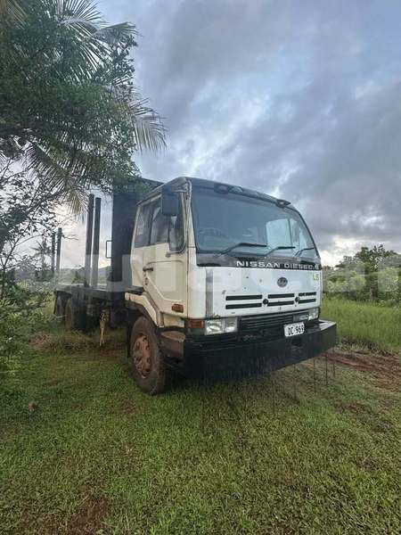 Big with watermark nissan evalia northern labasa 10780