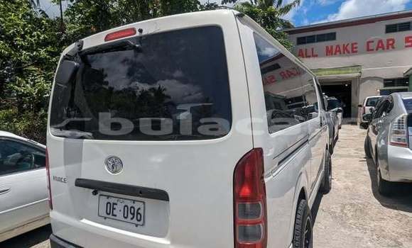 Buy Used Toyota Hiace Grey Car in Suva in Central Buy Used Toyota Hiace Grey Car in Suva in Central
