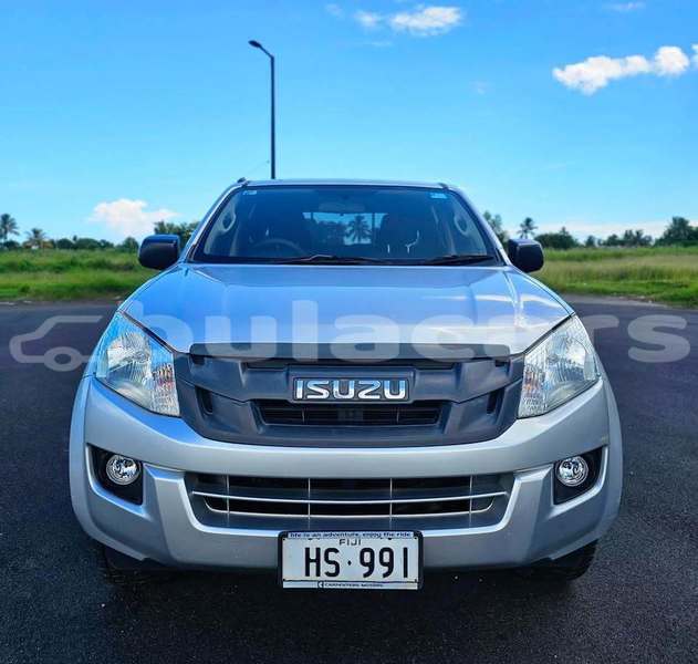 Big with watermark isuzu d max central suva 10790