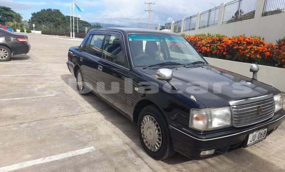 Buy Used Toyota Cresta Black Car in Suva in Central